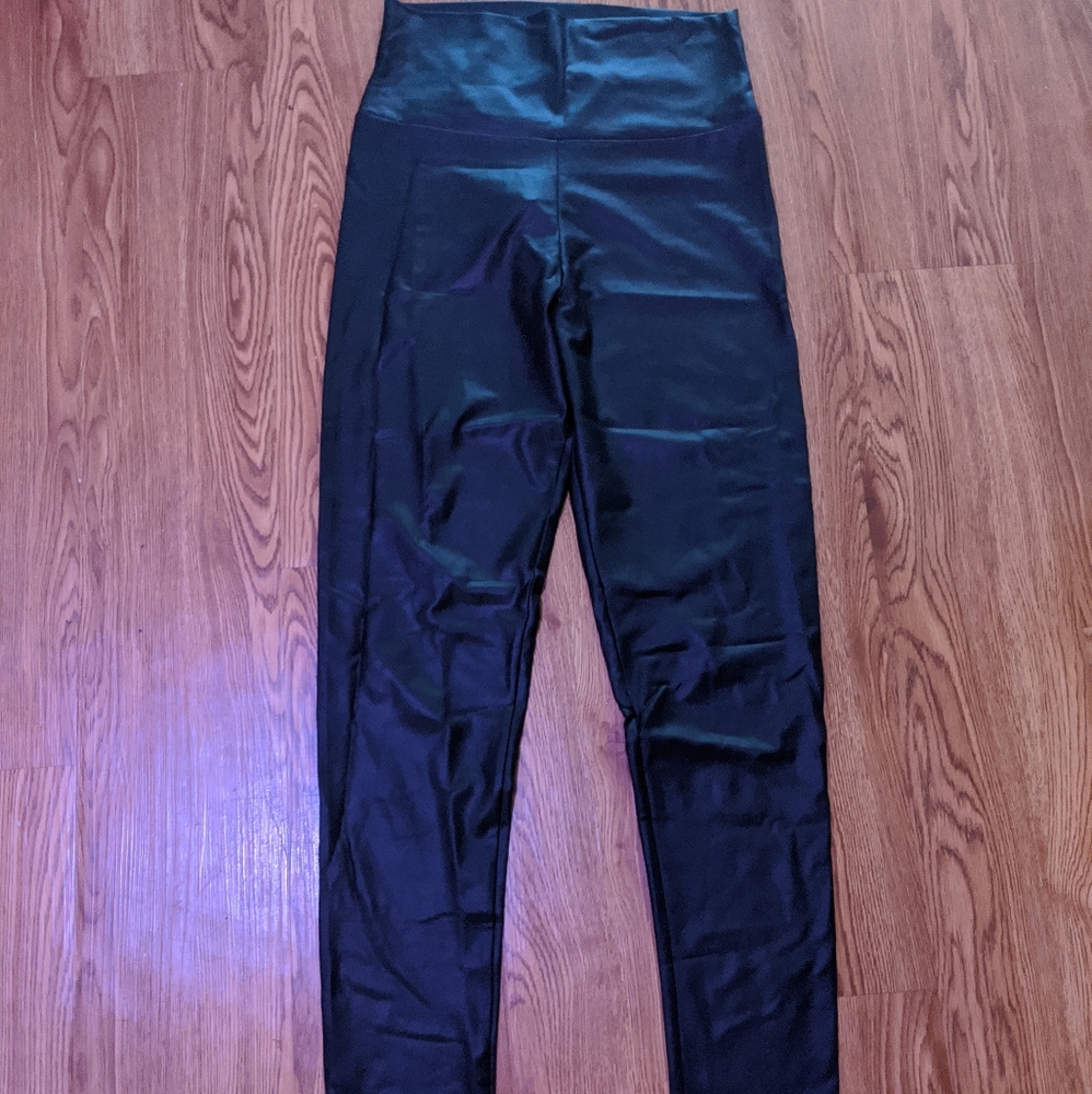 Leather-like leggings